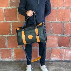 Carry-on-cruiser-golf-course-cooler-bag