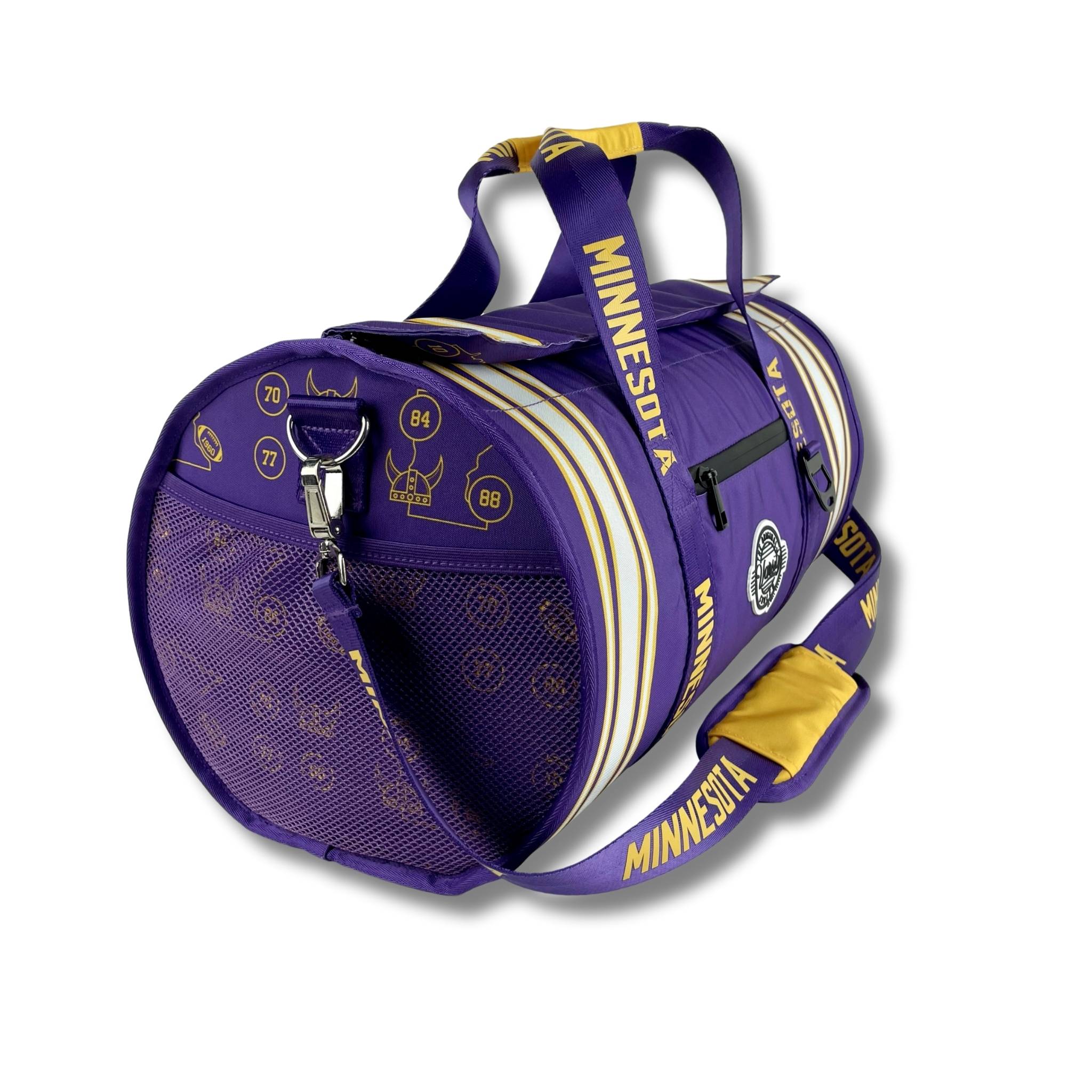 Stylish-classic-retro-travel-duffle-bag