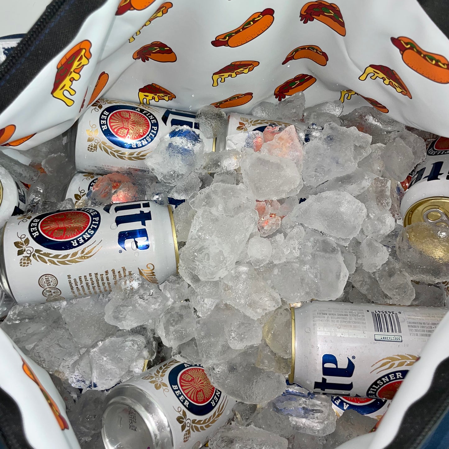 Functional Chicago Duffle Bag With Cans & Ice