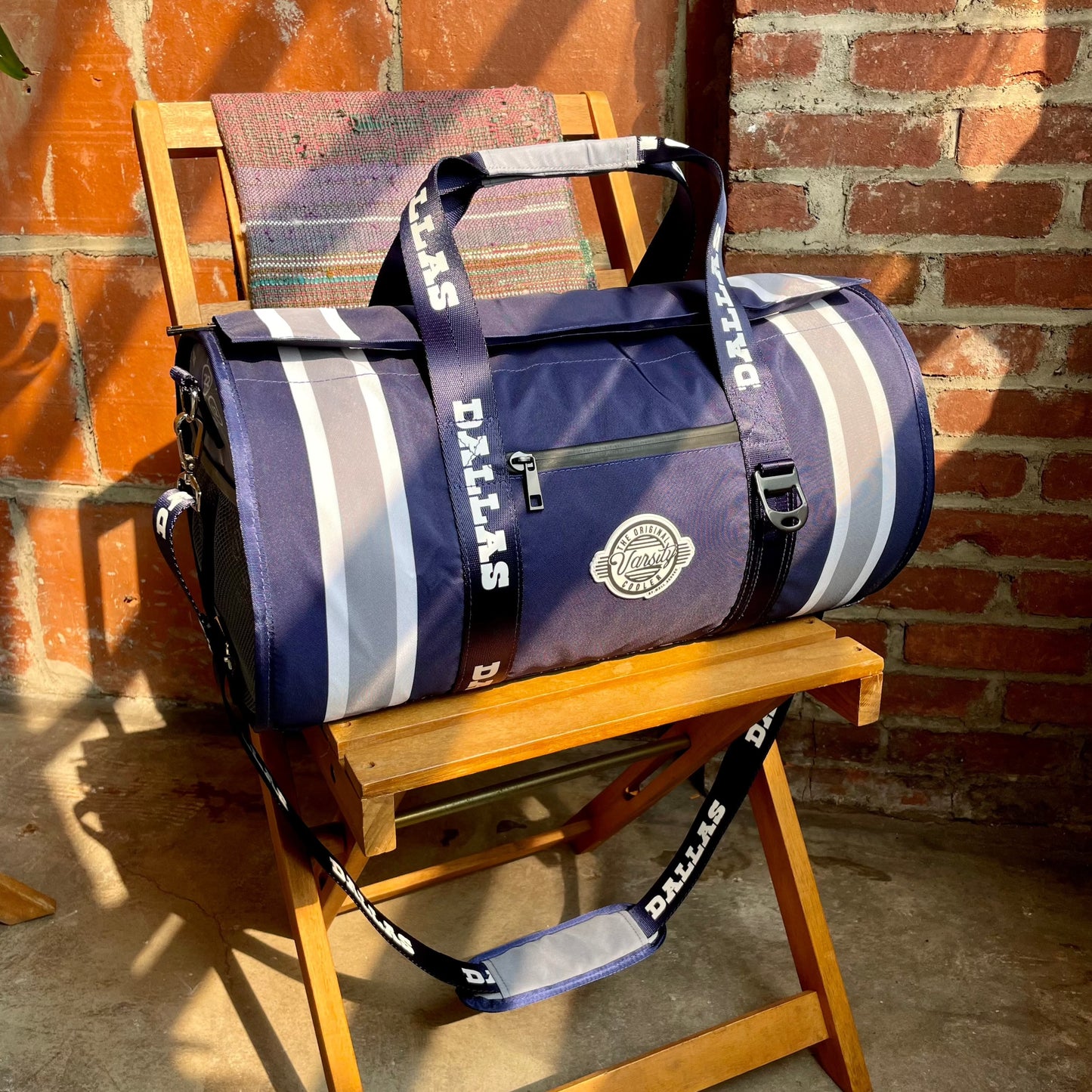 Weekend travel duffle bag