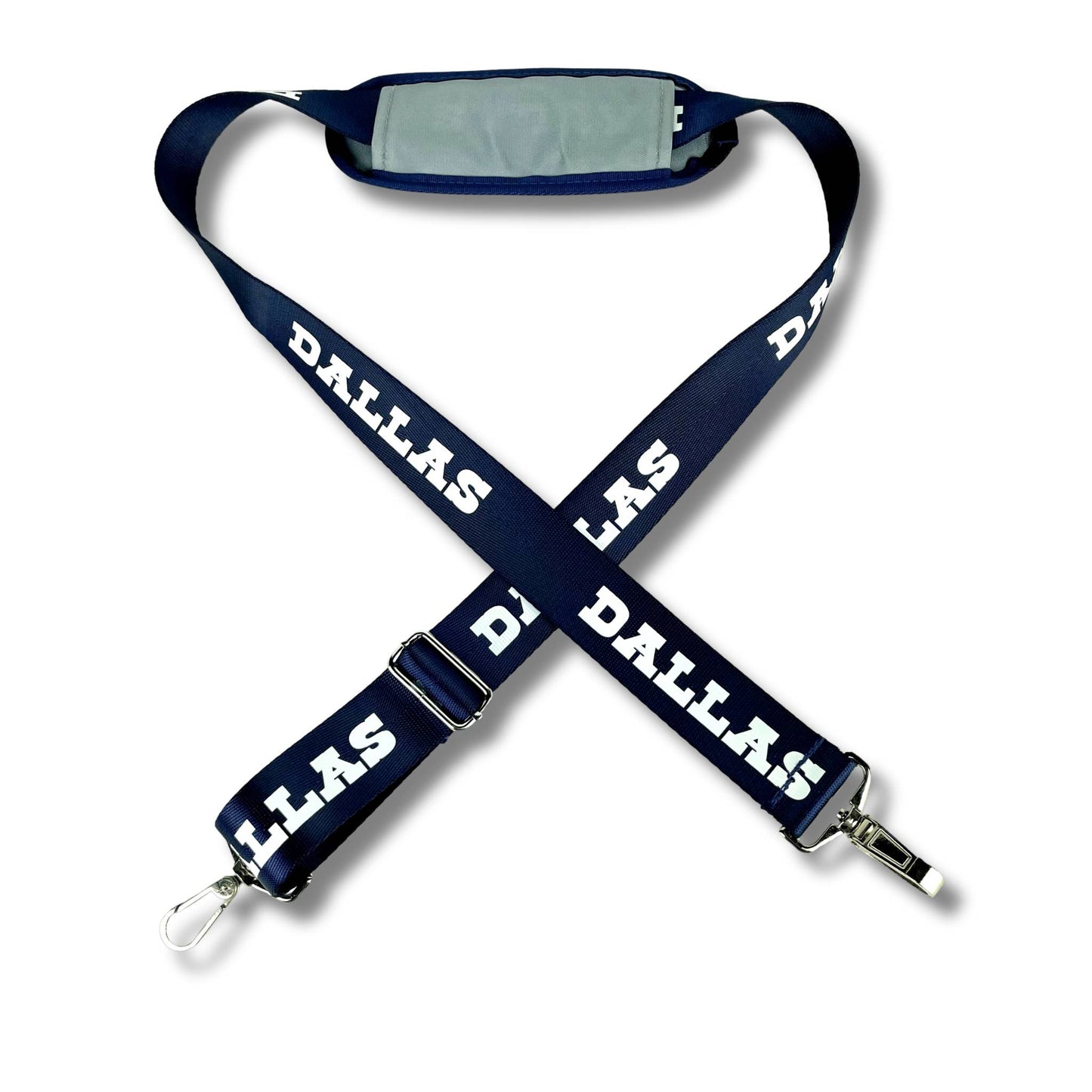 Magnetic hand straps of a duffle bag