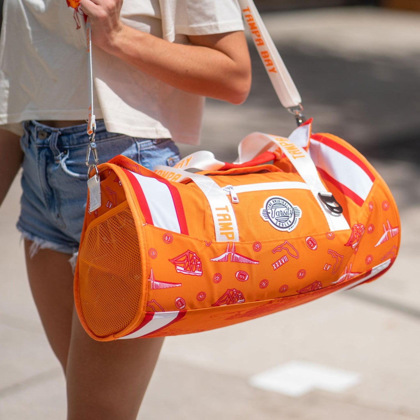 Double insulated duffle cooler